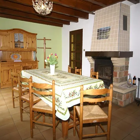 Elegant In Gerb Pal In Cosy Environment