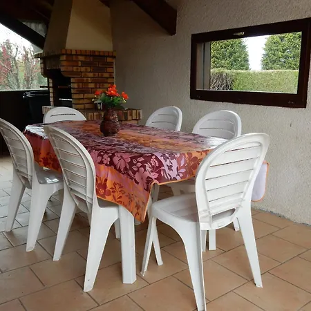 Elegant In Gerb Pal In Cosy Environment *
