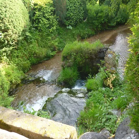Chalet Elegant In In Cosy Environment *