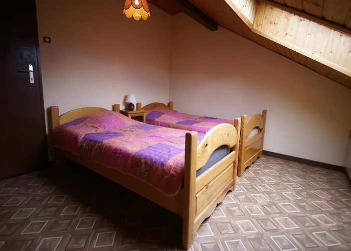 Elegant In In Cosy Environment *