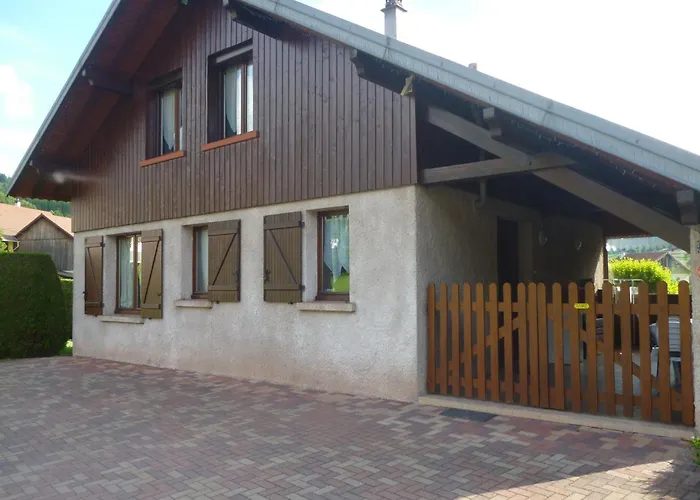 Elegant In In Cosy Environment Gerbépal